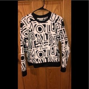 S black and white Columbia sweatshirt